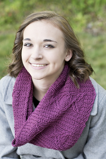 Knitting Patterns Galore - Eye Spy Cowl