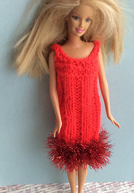 Chevron Moss Stitch Dress- easy to knit.  Barbie clothes patterns, Crochet  barbie clothes, Barbie knitting patterns