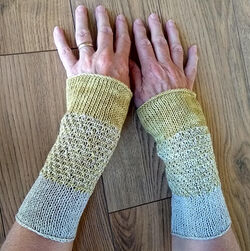 Saskia Knitted Wrist Warmers [FREE Knitting Pattern]