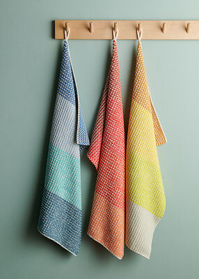 Flowerfield Hand Towel