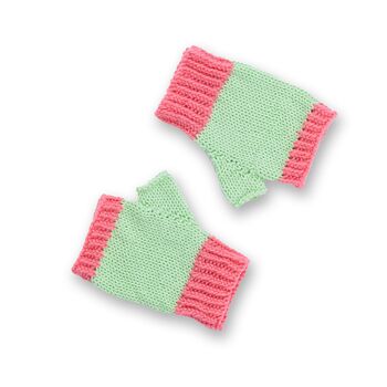 Radiant Ribbed Fingerless Mittens