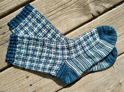 Peerie Plaid Socks