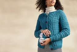 Delft Cardigan in Fonty Aubusson