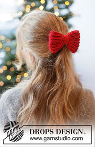 Holly Red Bow