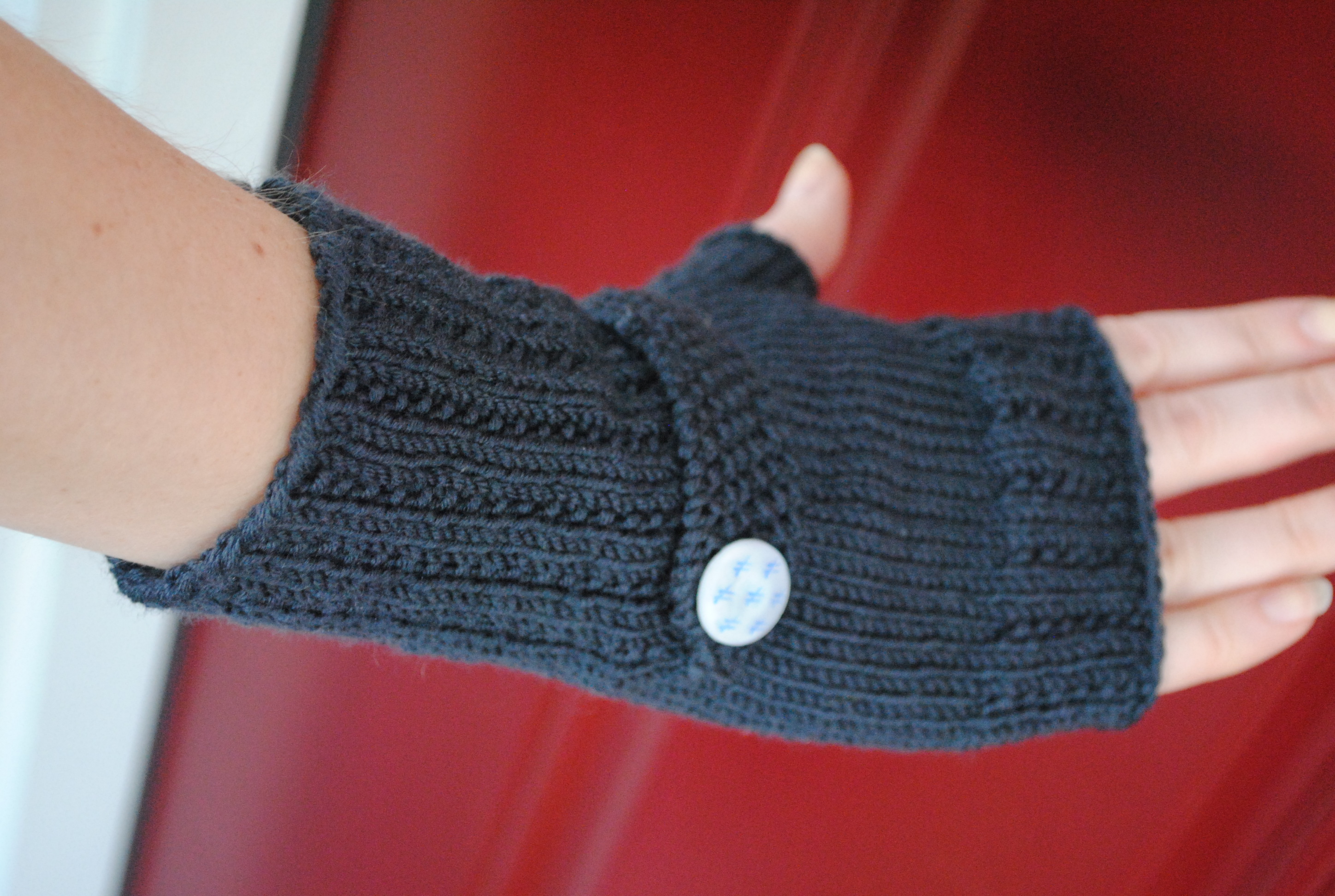 knitted fingerless gloves two needles