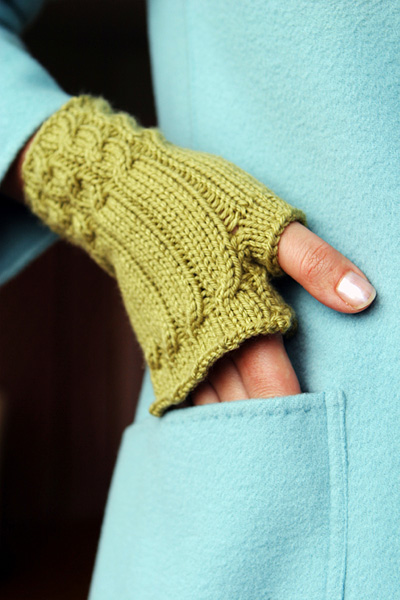 Knitting Patterns Galore - Bryanna's Two Needle Gloves