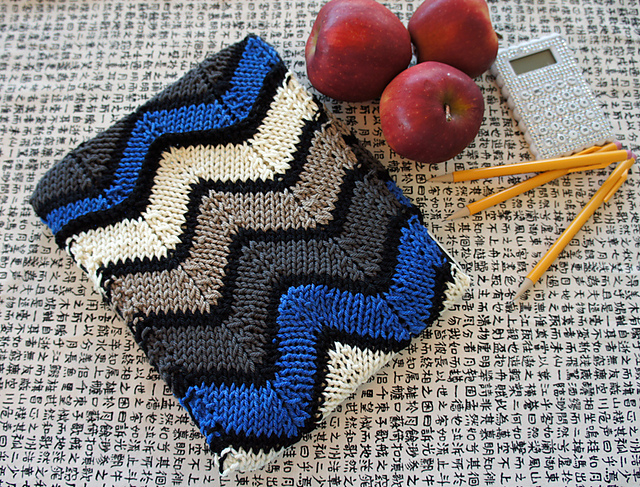 Knitting Patterns Galore - Chevron iPad Sleeve